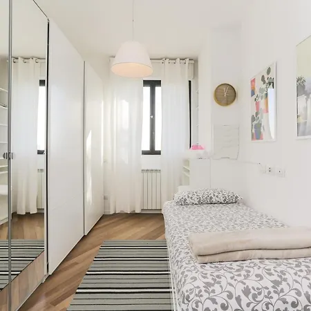 Apartmán Bright Attic With Terrace