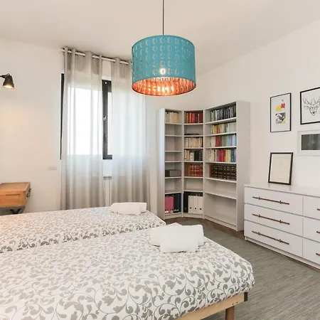 Bright Attic With Terrace Apartmán *