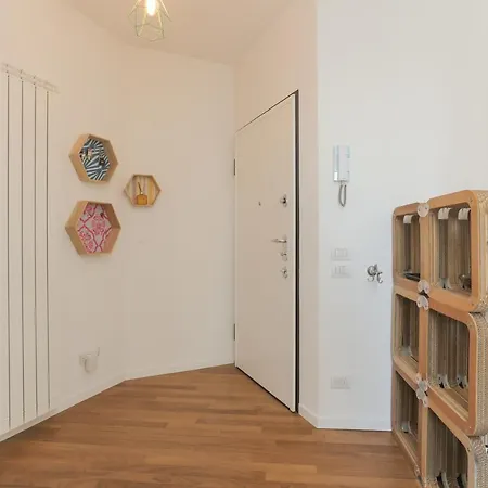 Apartmán Bright Attic With Terrace Milán